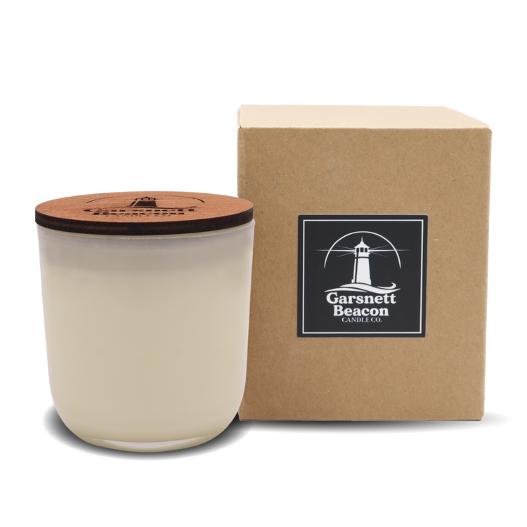 Transform your home with the Lumina candle, inspired by Westin Hotels. A luxurious blend of white tea, bergamot, and jasmine in premium Coconut Soy Wax.