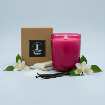 Cashmere + Warm Vanilla Wooden Wick Candle | Garsnett Beacon